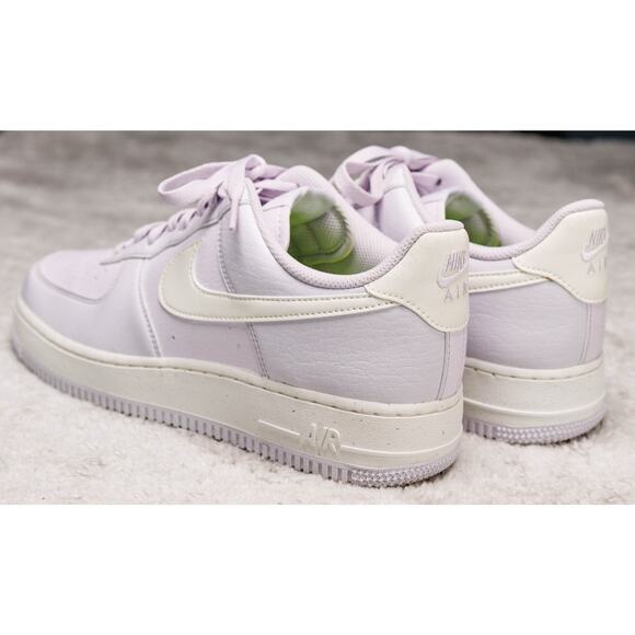 Nike Air Force 1 '07 Barely Grape Purple Sneakers Womens Size 10 DV3808-500 - Picture 15 of 16